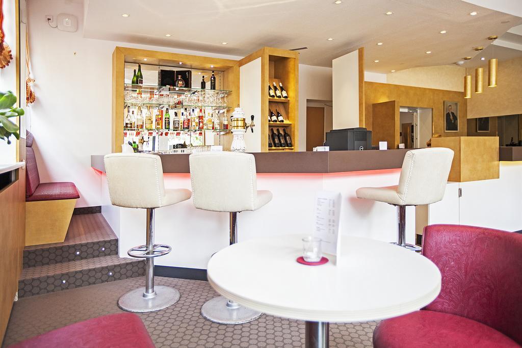Am Bismarck Hotell MHG Exteriör bild