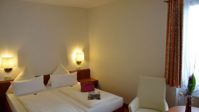 Am Bismarck Hotell MHG Rum bild